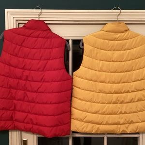 Gap puffer vests (2). Size large. Price is for each one or both for $15